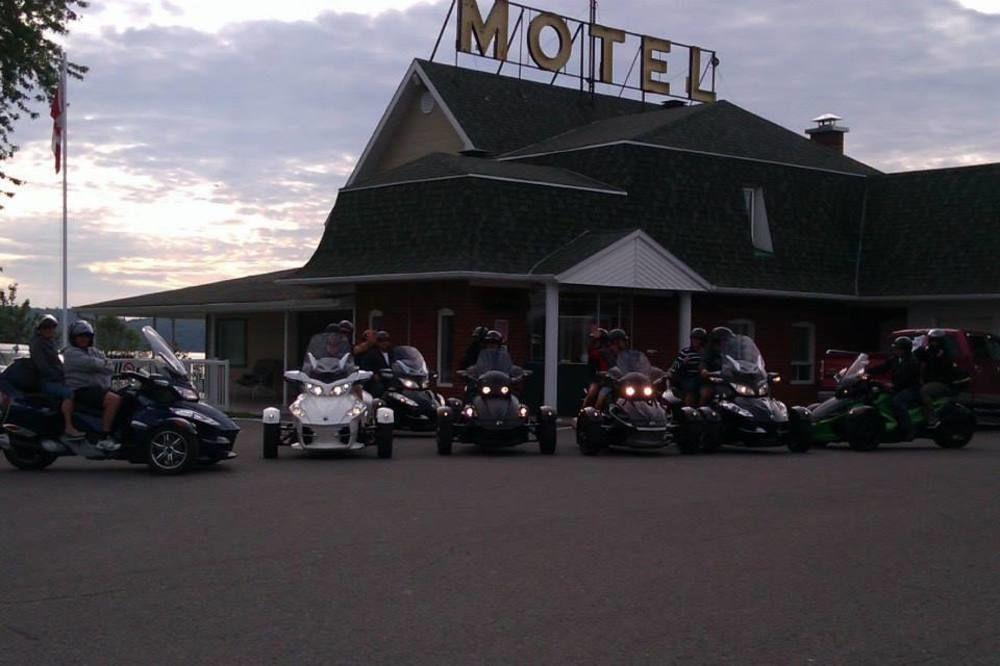Motel Royal Cabano Luaran gambar