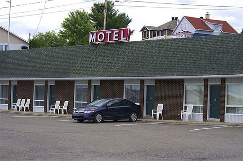 Motel Royal Cabano Luaran gambar