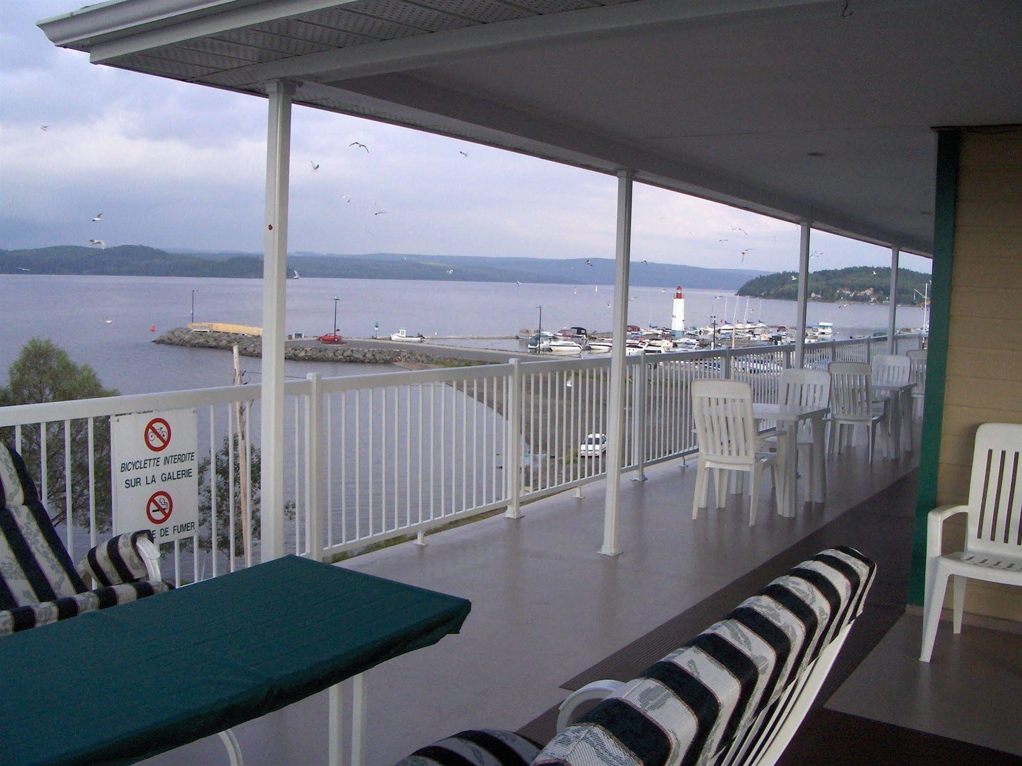 Motel Royal Cabano Luaran gambar